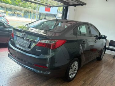4-HYUNDAI-HB20-SEDAN-1.6-COMFORT-AUTOMATICO-FLEX-2017-M-COUTO-LOJA-DE-CARROS-AV-INAJAR-DE-SOUZA-VILA-NOVA-CACHOEIRINHA