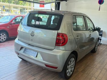 4-VOLKSWAGEN-FOX-GII-MI-1.6-MANUAL-FLEX-2014-M-COUTO-LOJA-DE-CARROS-AV-INAJAR-DE-SOUZA-VILA-NOVA-CACHOEIRINHA